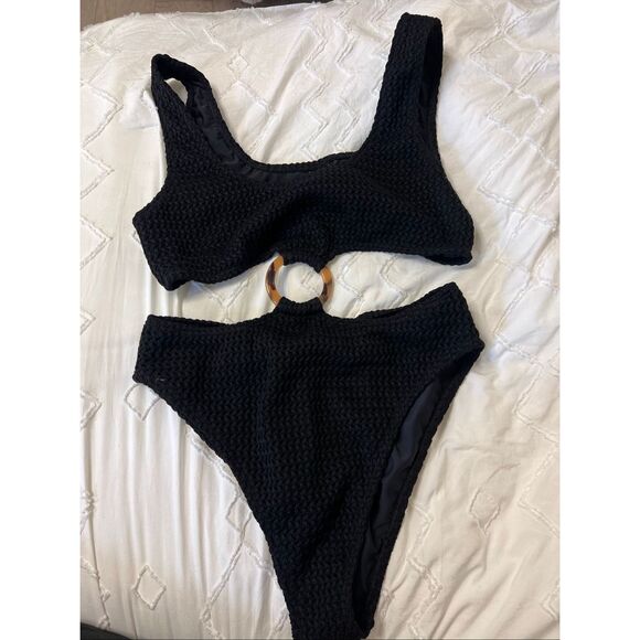 Montce Women's Black Monokini Cutouts Crochet KY One Piece Swimsuit Size XL NWOT - Picture 5 of 9